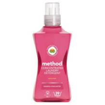 Method liquid laundry detergent